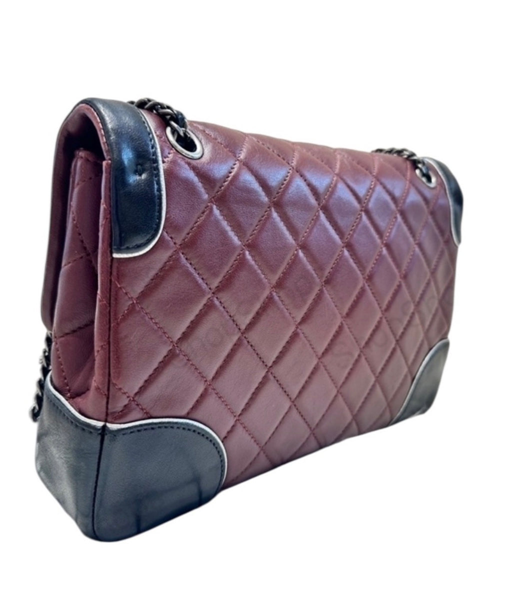 Preloved Chanel Paris-Salzburg Bicolor Quilted Lambskin Tyrolean Flap 00412025OPUL