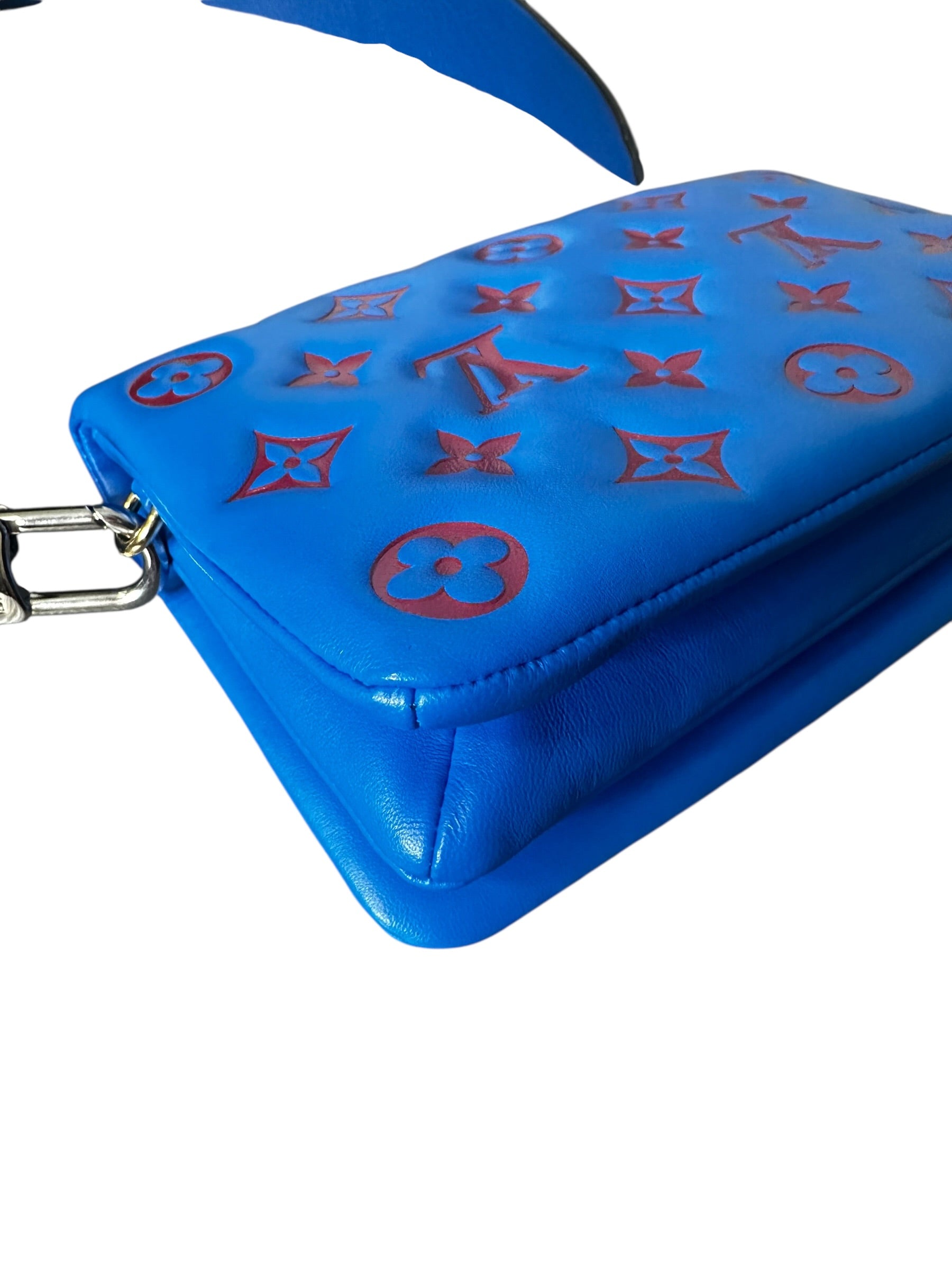 Preloved Louis Vuitton Coussin Pochette Lambskin Crossbody Bag 00212026OPUL