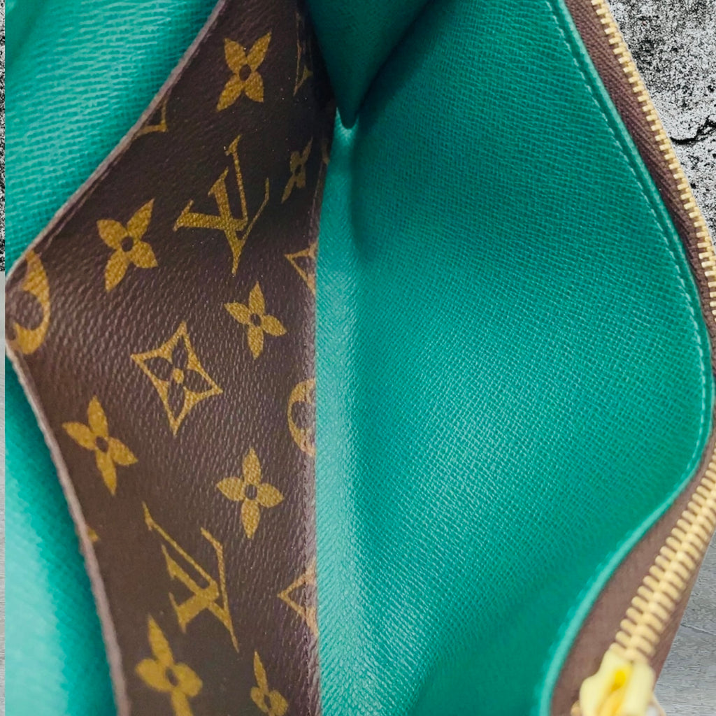 Preloved Louis Vuitton Monogram Portefeulle Emily Green with Box 01682024OPUL