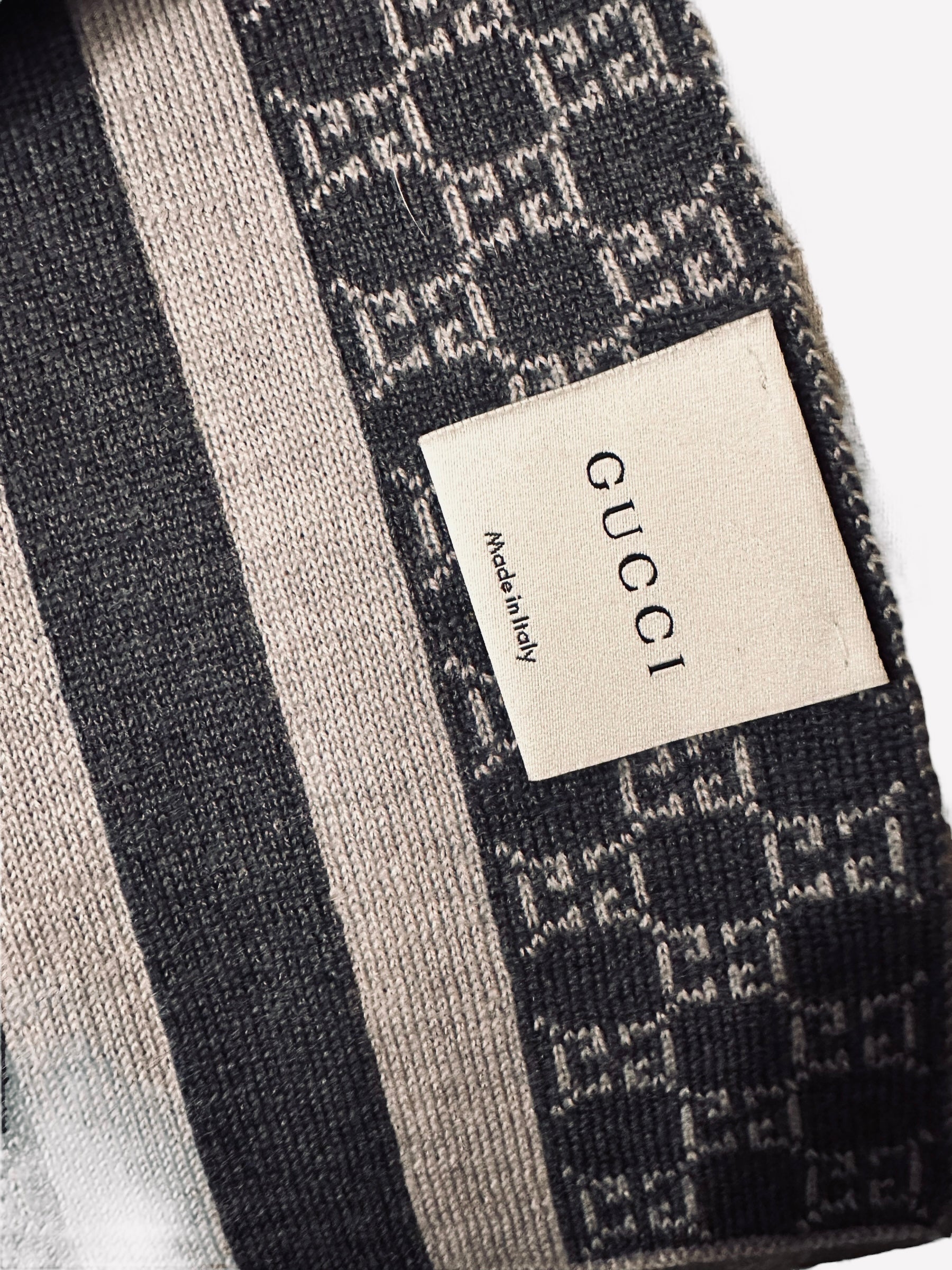 Preloved Gucci GG Logo Wool Blend Winter Scarf 02542024OPUL