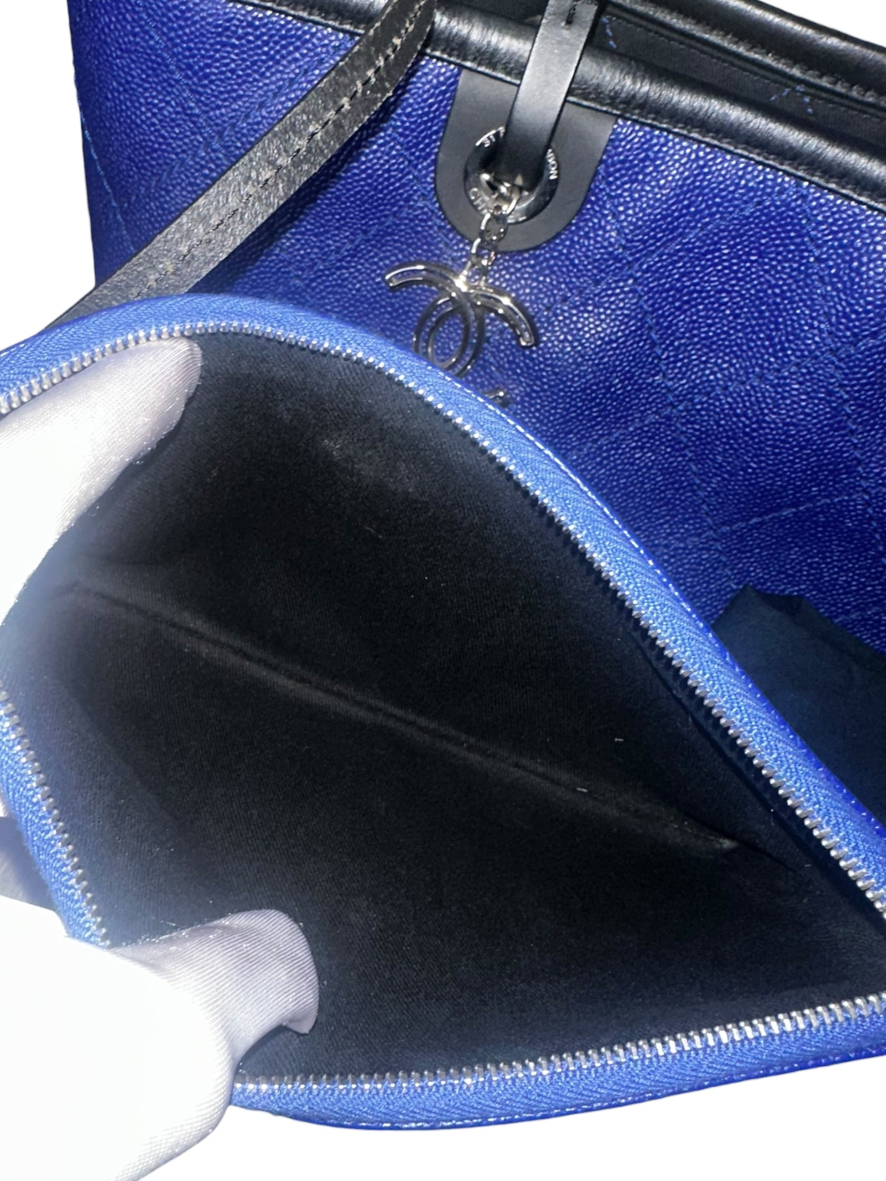 Preloved Chanel Shopping Fever Tote with Pouch Included in Electric Blue Caviar Leather 00222026OPUL