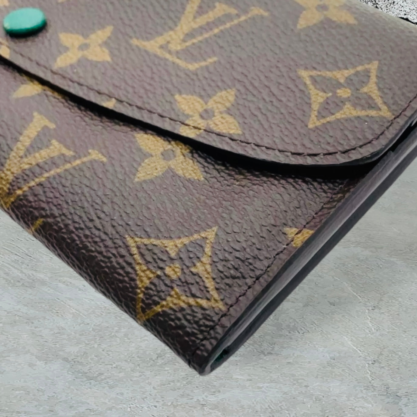 Preloved Louis Vuitton Monogram Portefeulle Emily Green with Box 01682024OPUL