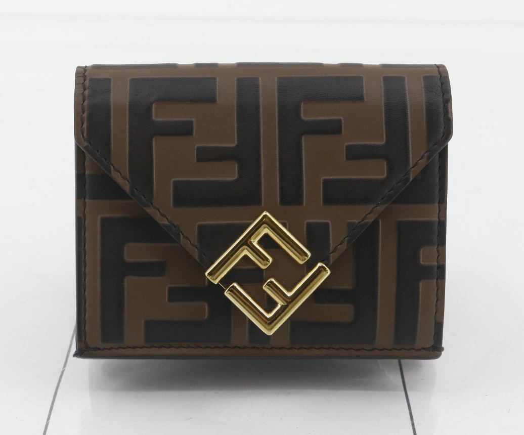 Fendi FF Diamiand Geometric Trifold Wallet 00212025OPUL