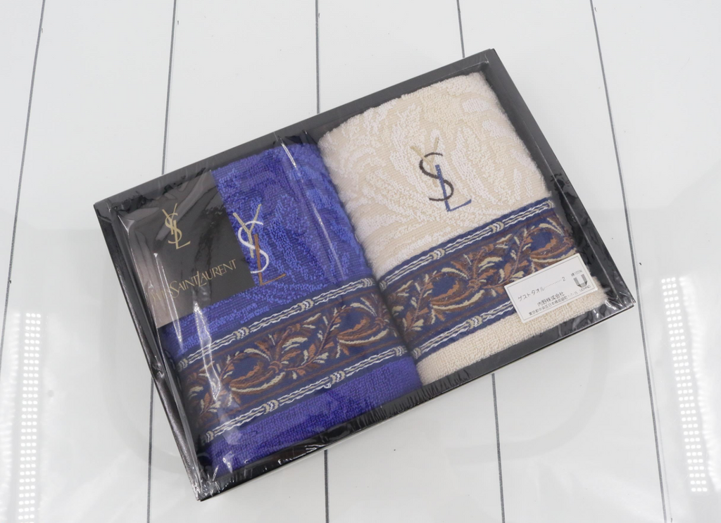 Yves Saint Laurent Towel Gift in Box 00272025OPUL