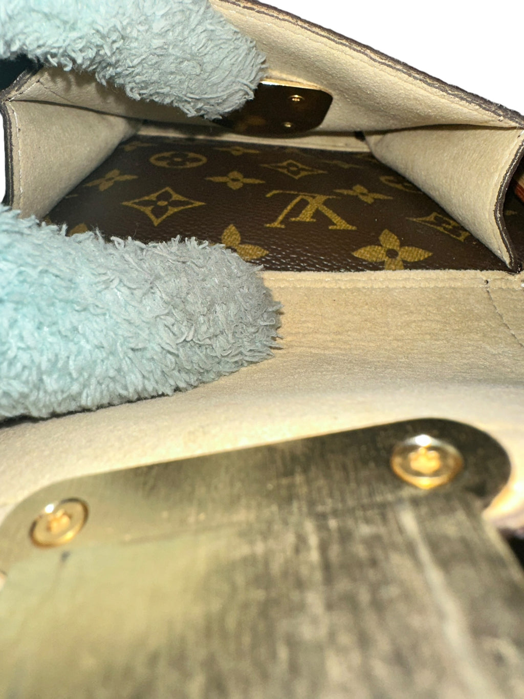 Preloved Louis Vuitton Monogram Manhattan GM 01212024OPUL