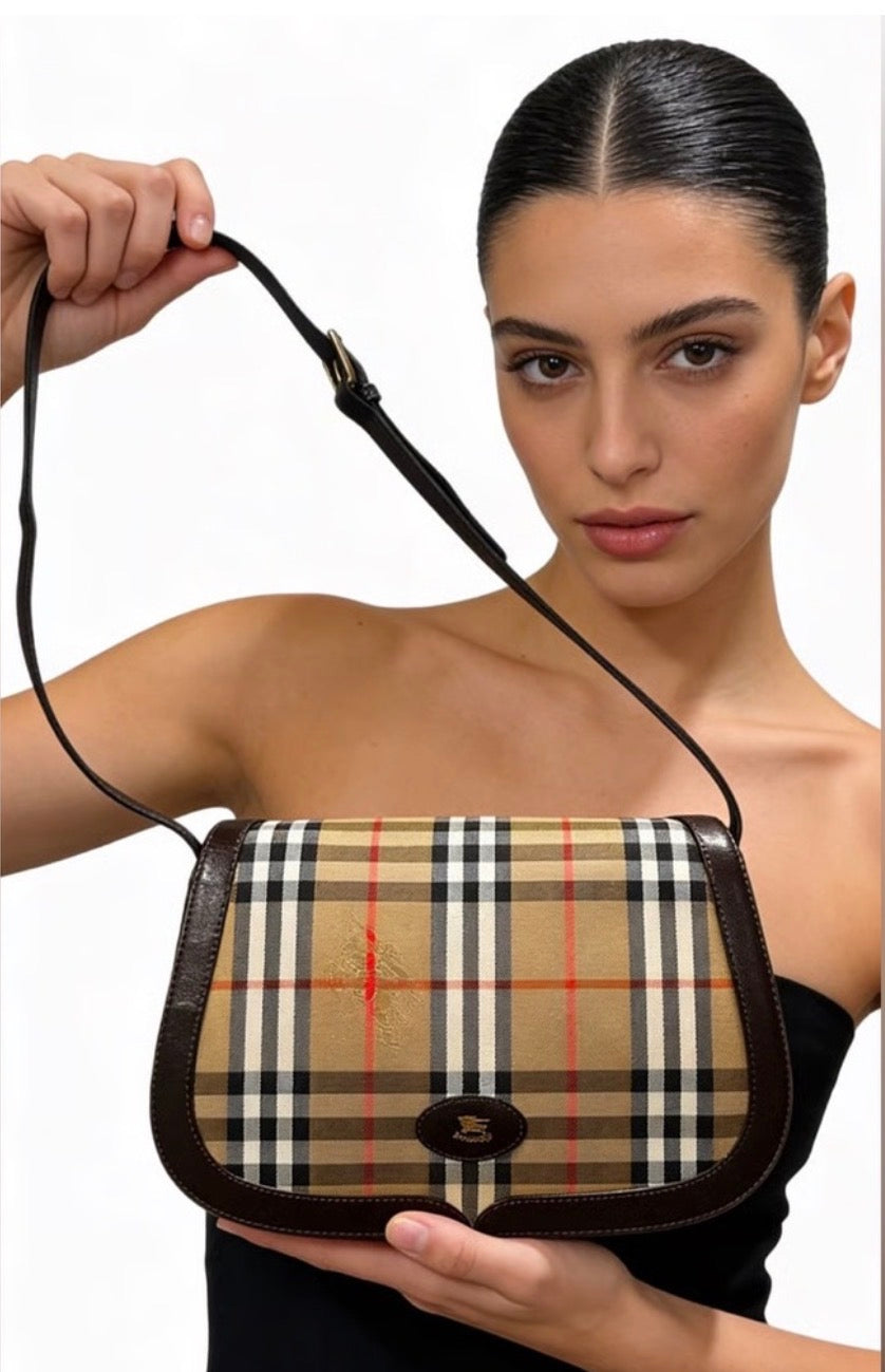 Preloved Burberry Nova Check Shoulder Bag (Saddle Bag) 00042026OPUL