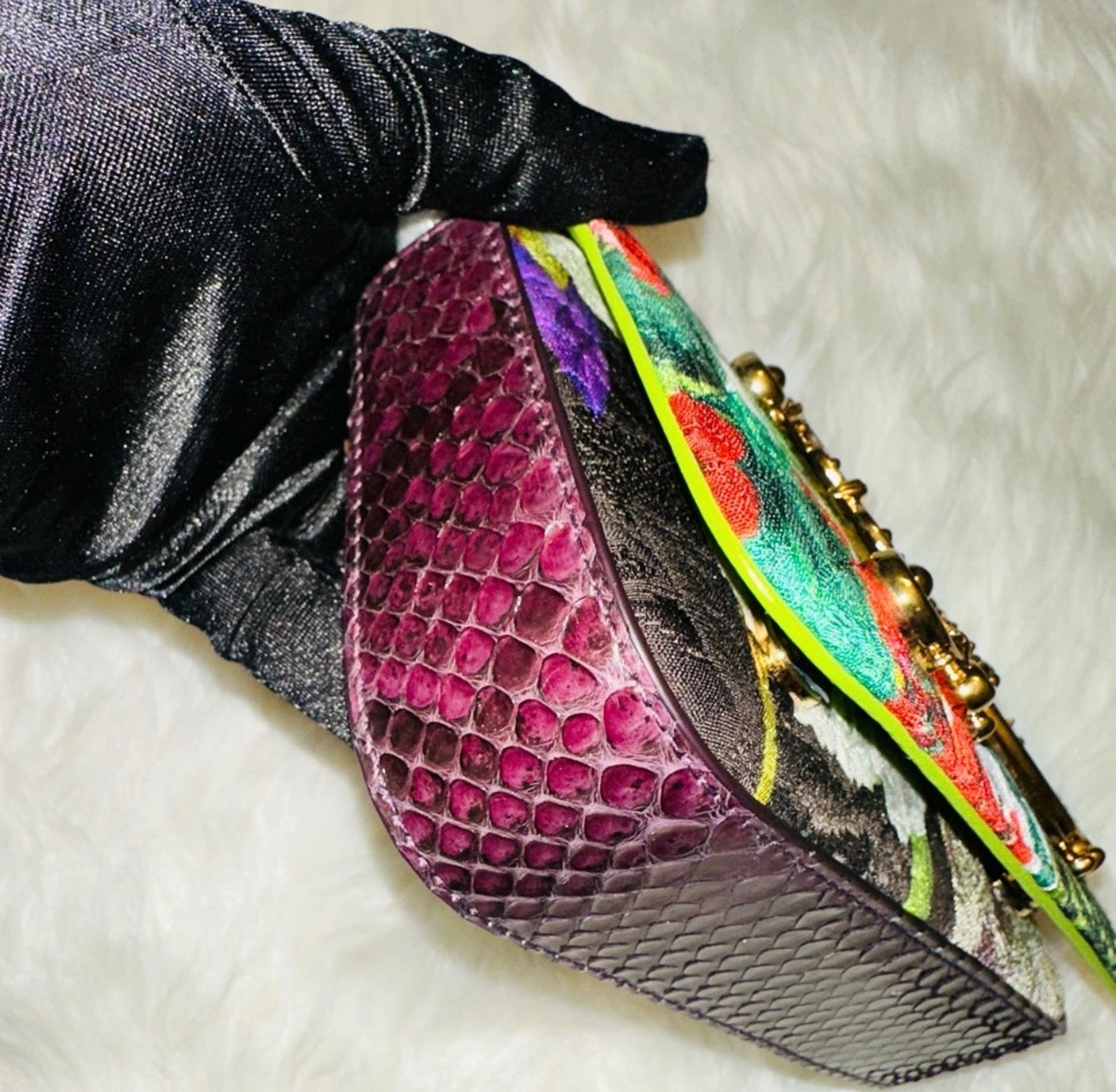 New Dolce & Gabbana Patchwork Girl’s Python Skin Convertible Crossbody (Full Set) 00672024OPUL