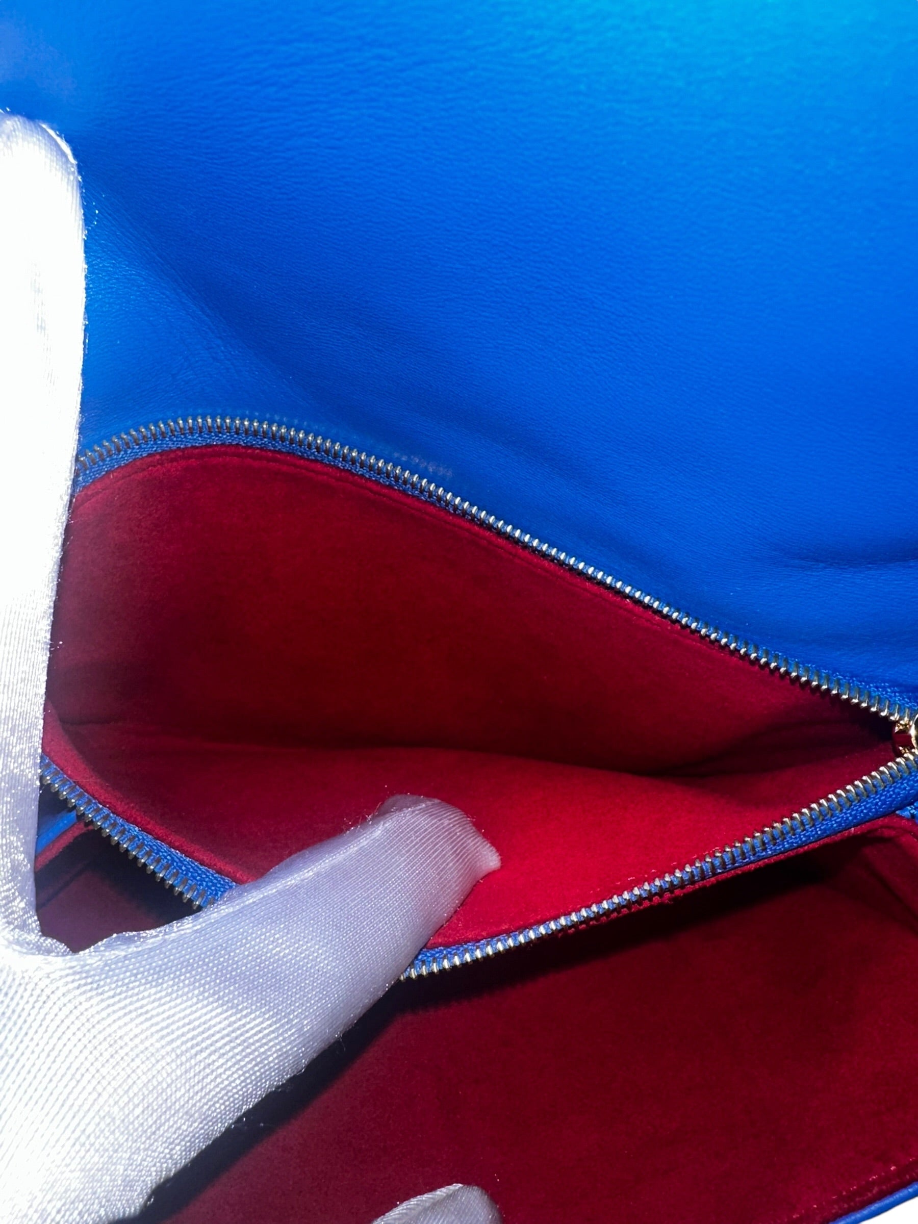 Preloved Louis Vuitton Coussin Pochette Lambskin Crossbody Bag 00212026OPUL