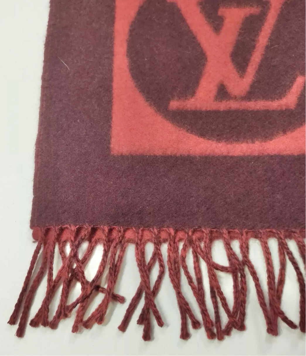 Preloved Louis Vuitton LV Angora-Lamb Wool Winter Scarf (02582024OPUL)