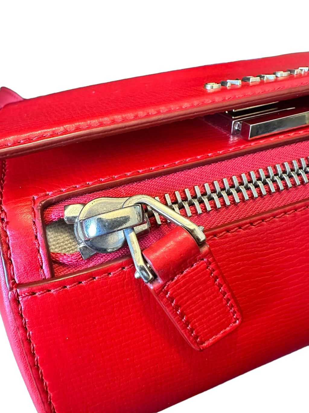 Preloved Givenchy Pandora Mini 00462024OPUL