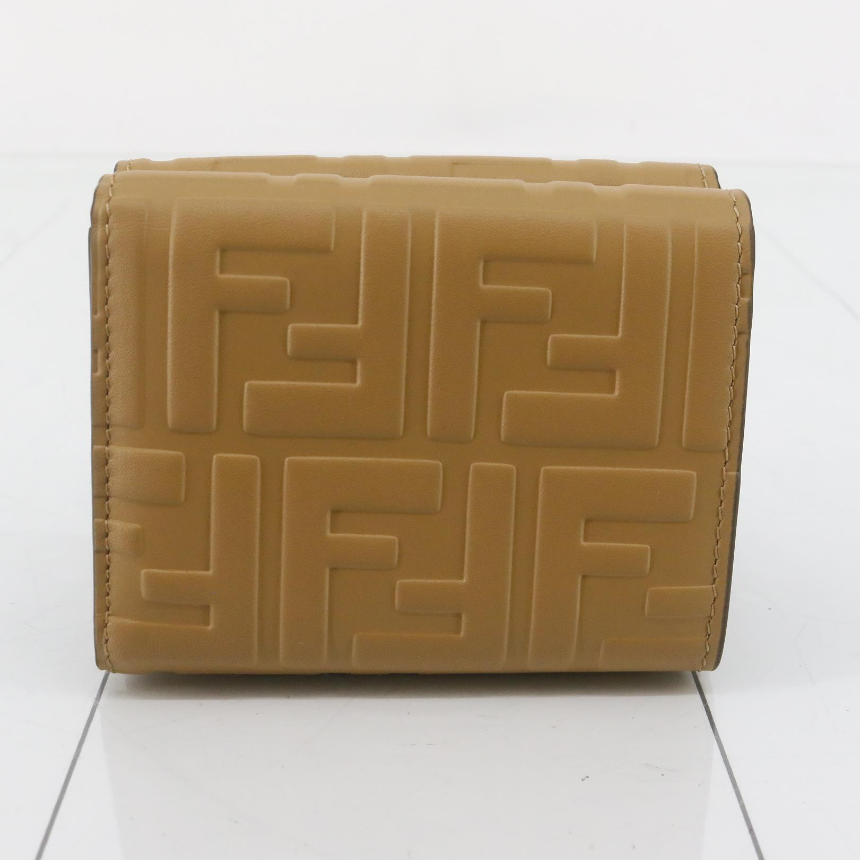 Preloved Fendi FF Diamond Wallet 00212025OPUL