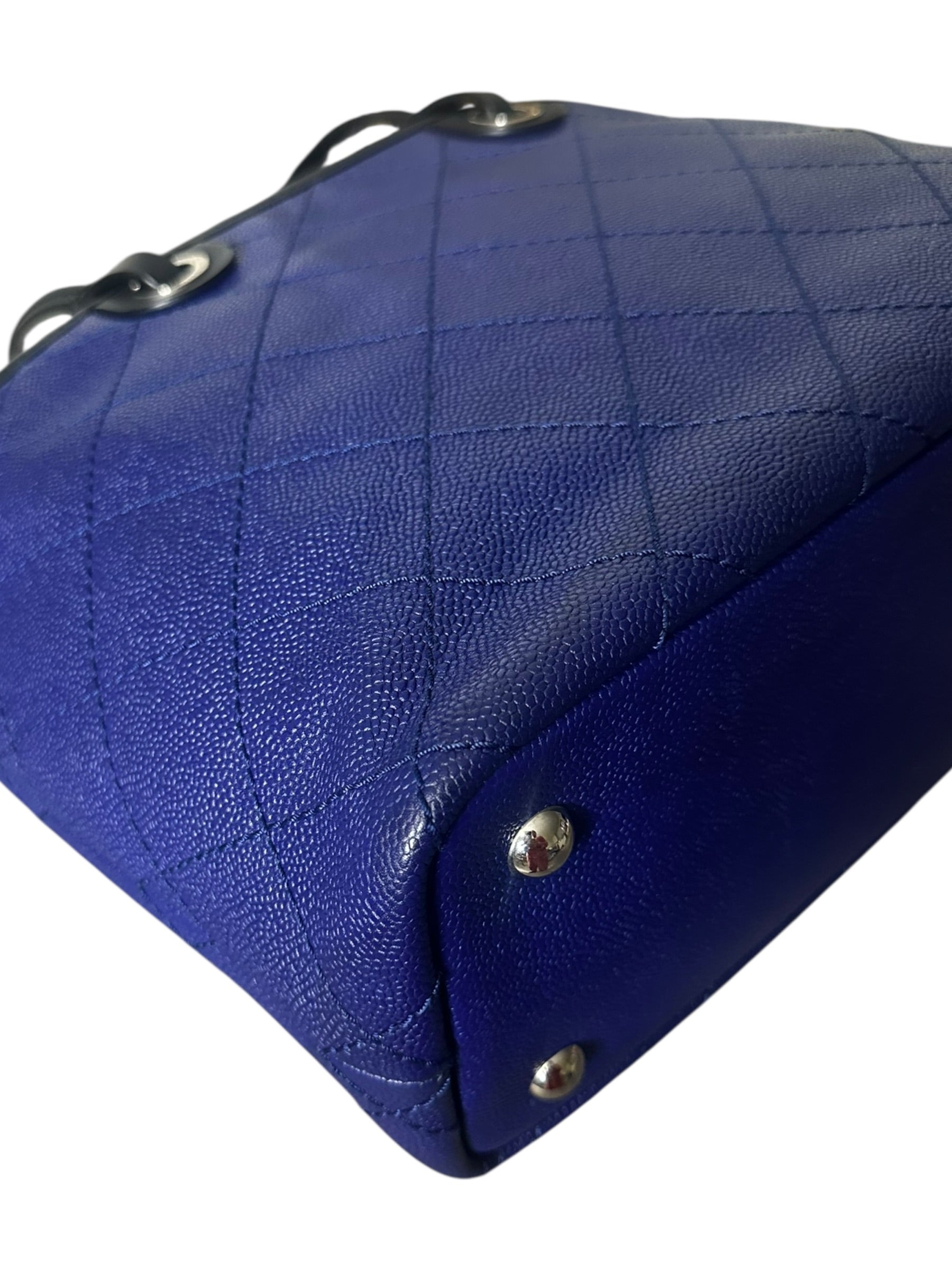 Preloved Chanel Shopping Fever Tote with Pouch Included in Electric Blue Caviar Leather 00222026OPUL