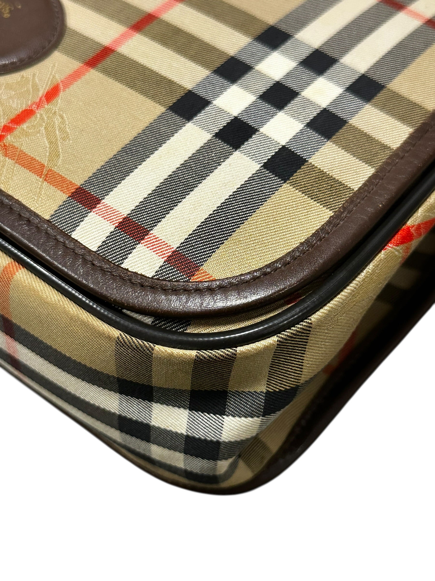 Preloved Burberry Nova Messenger Bag 00092026OPUL