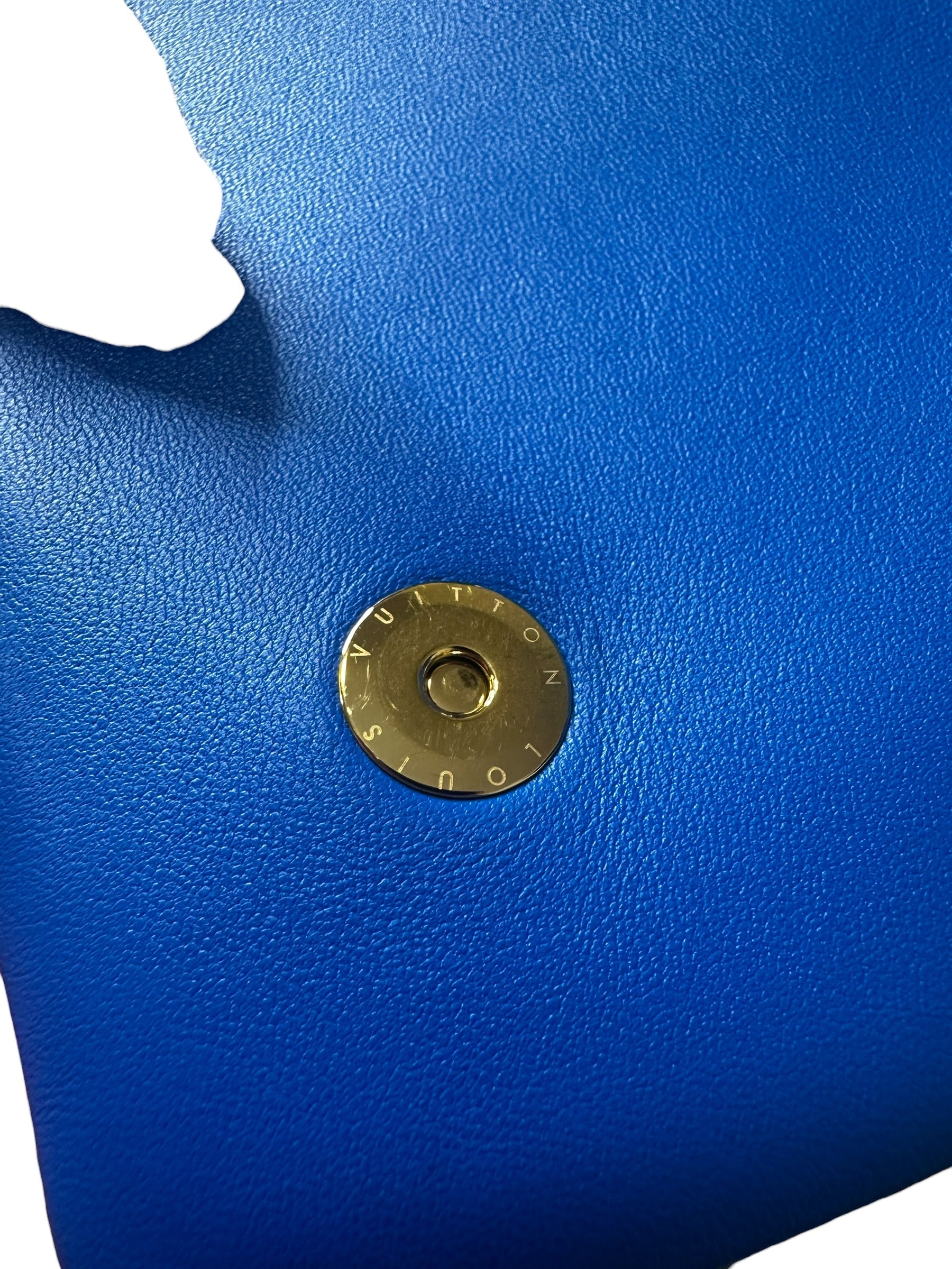 Preloved Louis Vuitton Coussin Pochette Lambskin Crossbody Bag 00212026OPUL