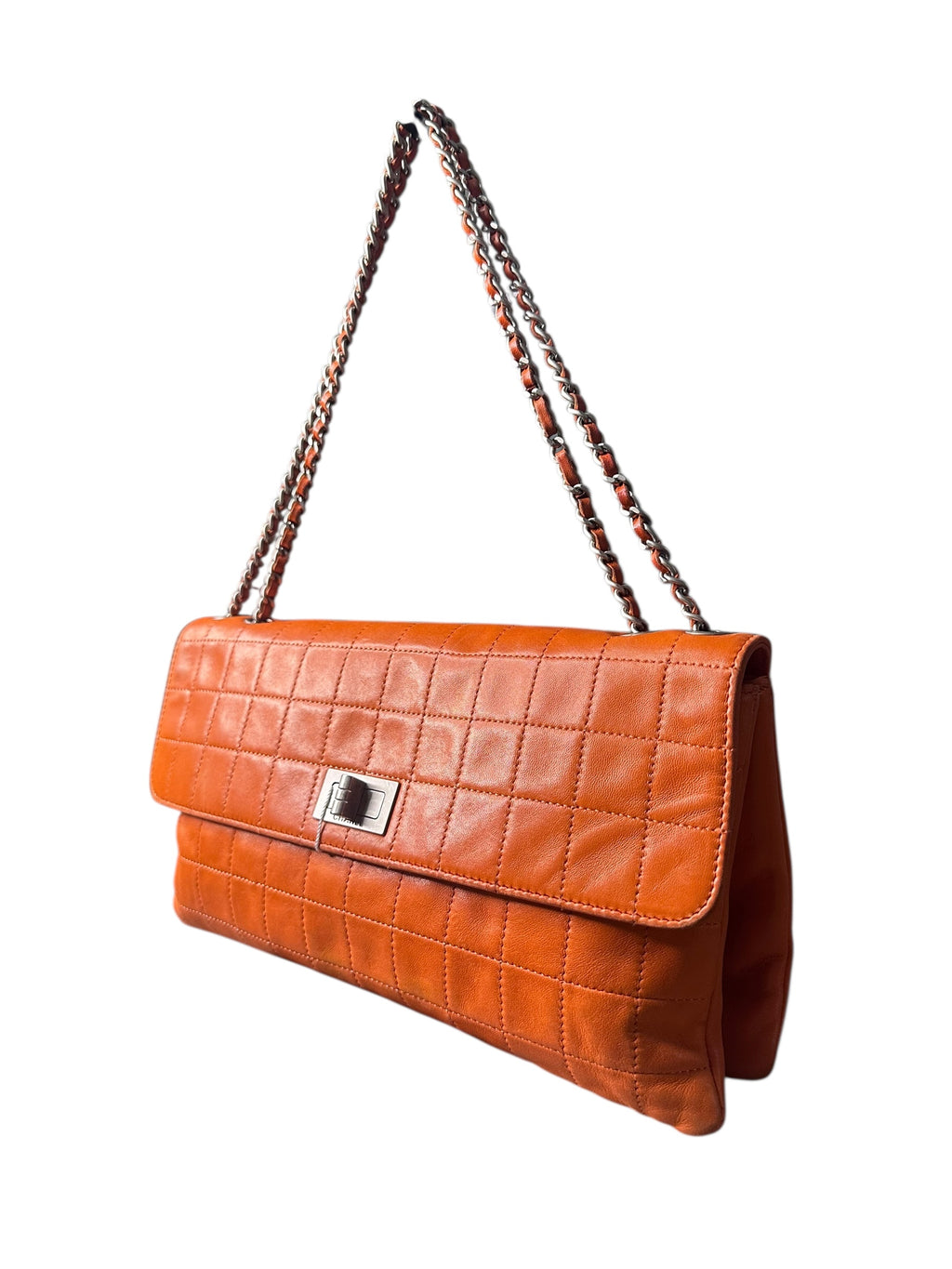 Preloved Chanel Chocolate Bar 2.55 Turnlock Bag Orange 00012026OPUL