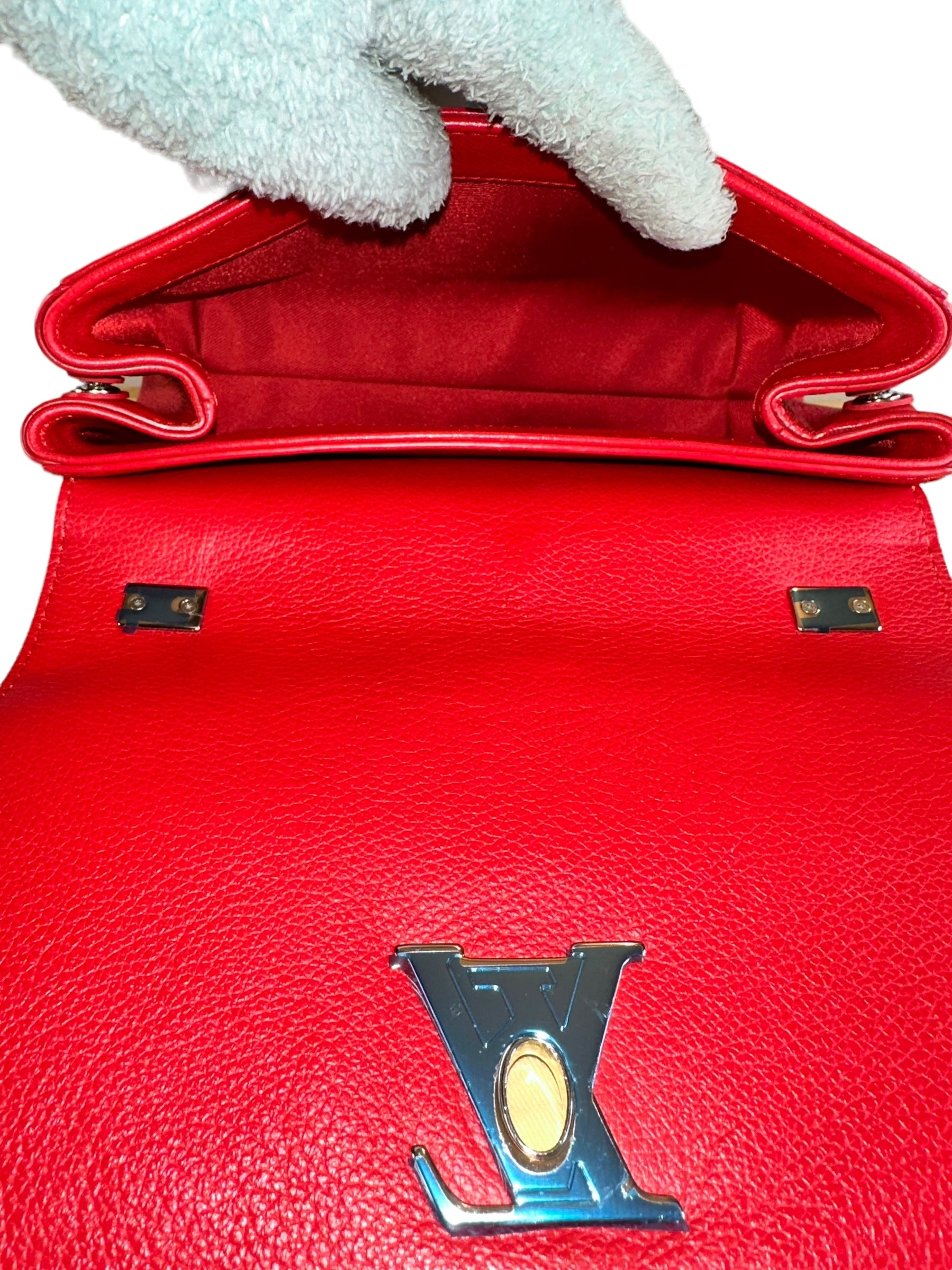 Preloved Louis Vuitton Rubis  Lock Me II BB 01482024OPUL