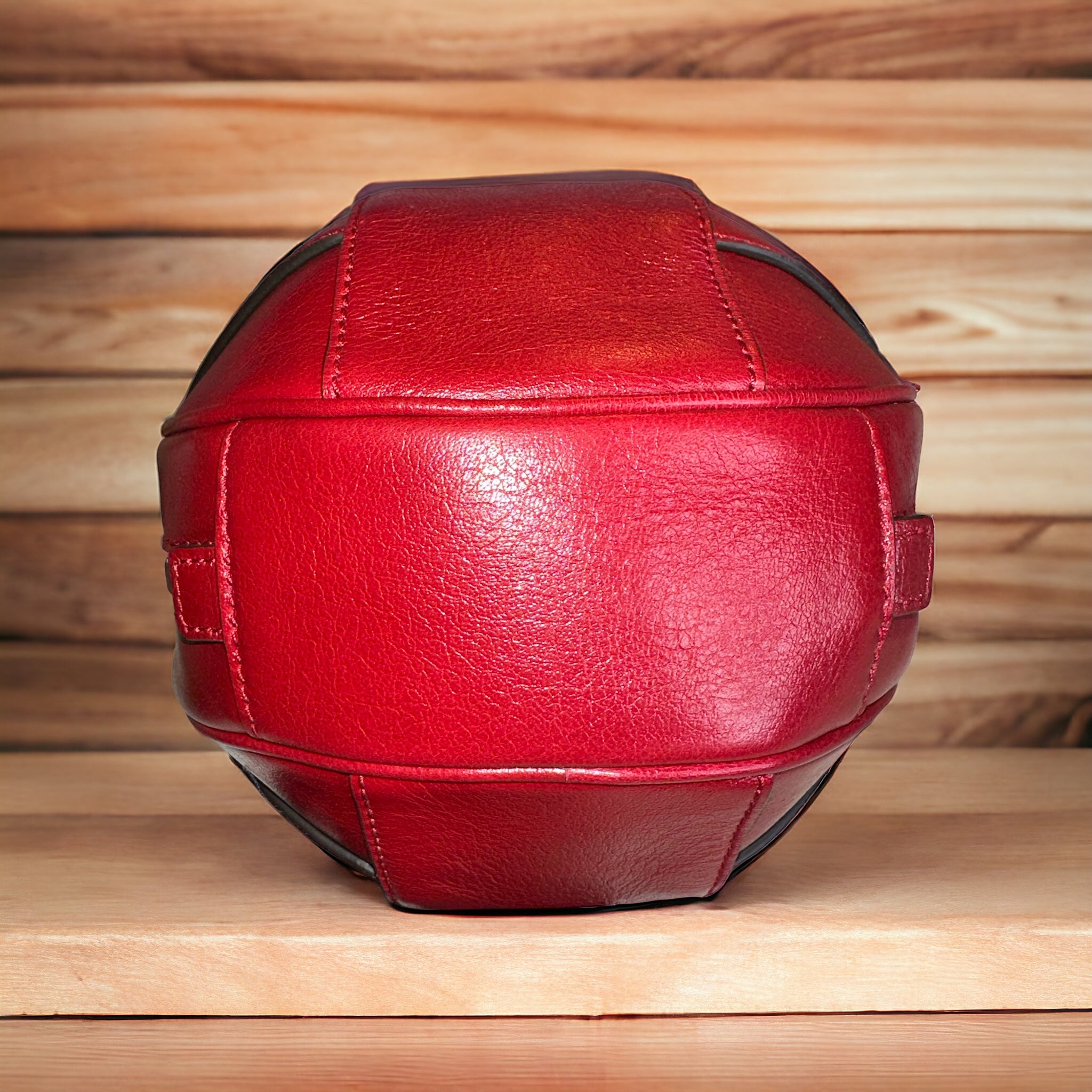 Preloved Gucci Tifosa Ball Bag 00472024OPUL